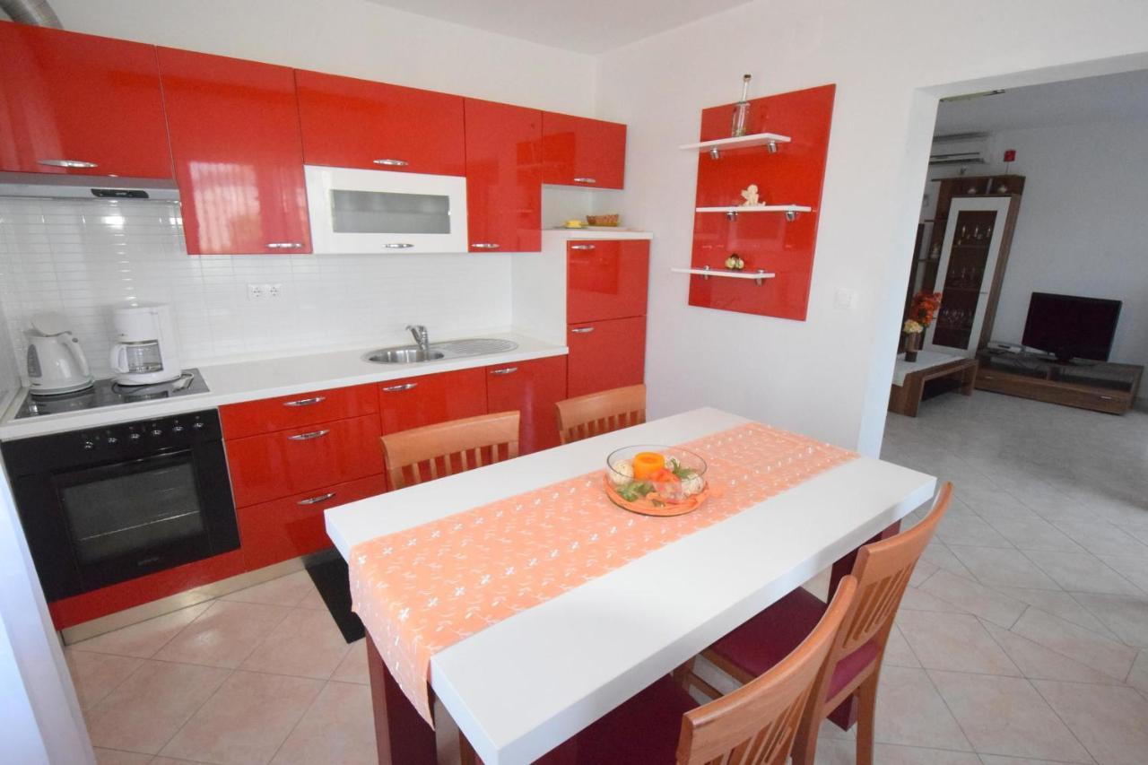 Apartments Gabrijel Malinska Ngoại thất bức ảnh