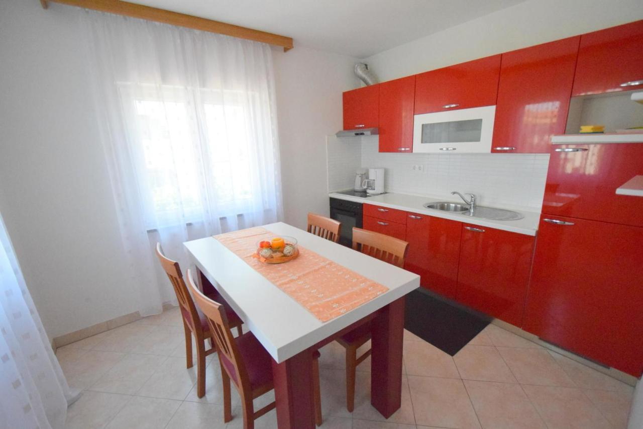 Apartments Gabrijel Malinska Ngoại thất bức ảnh
